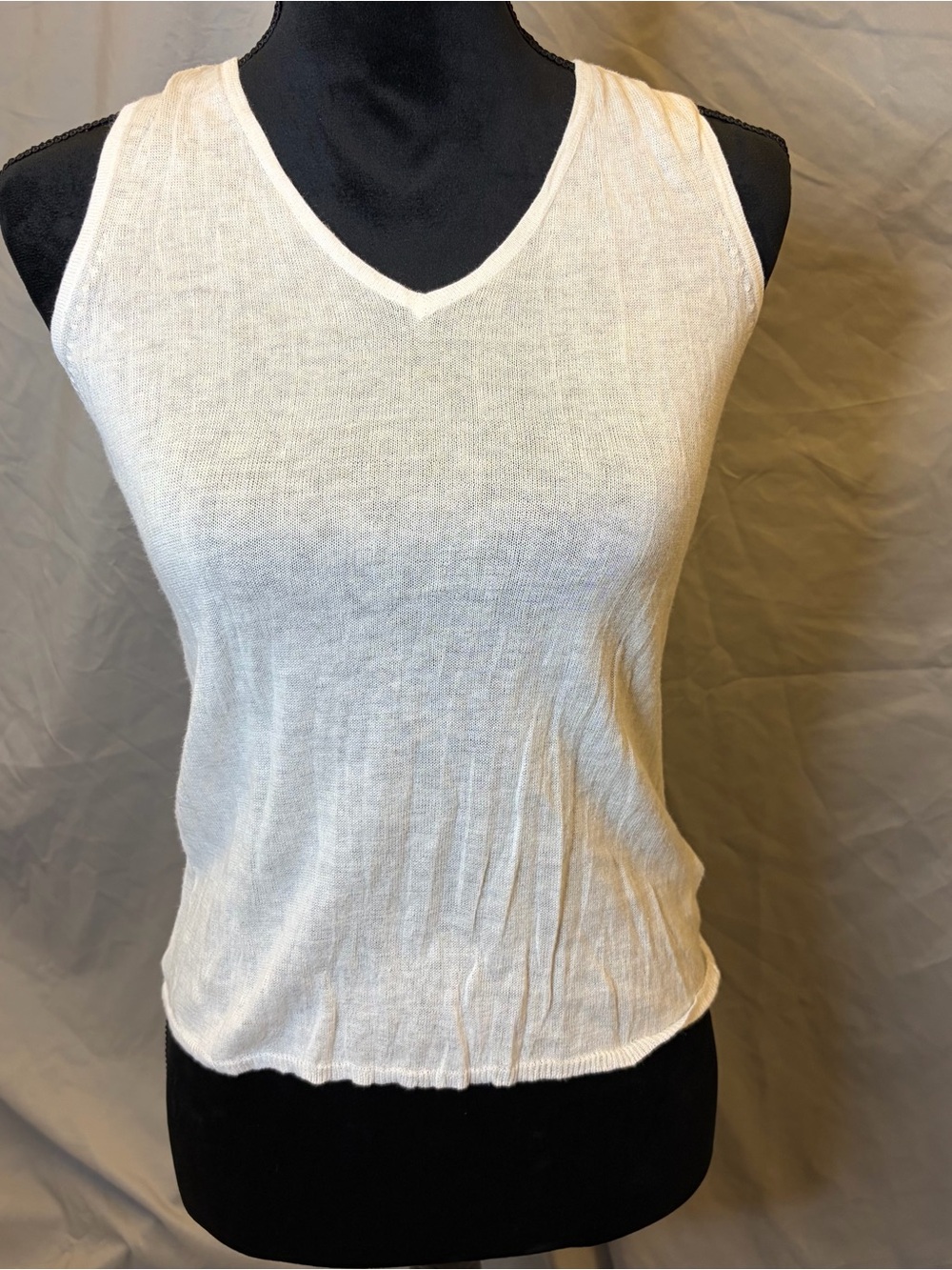 Guess Cream V-Neck Sleeveless Knit Tank